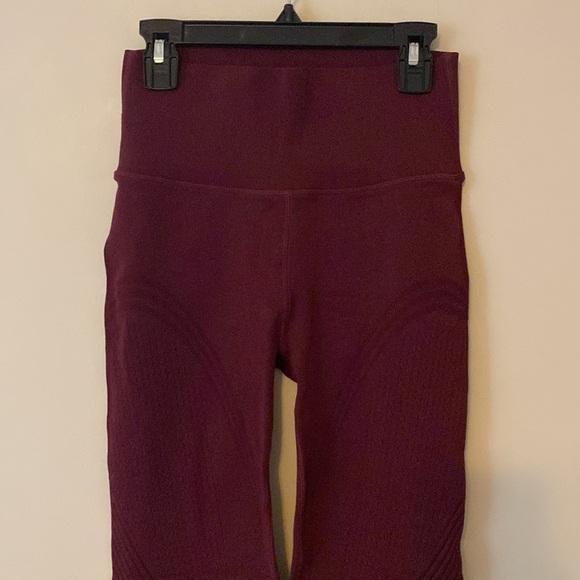 Fabletics Sculptknit Burgundy Leggings Contour High-Rise - Picture 10 of 14